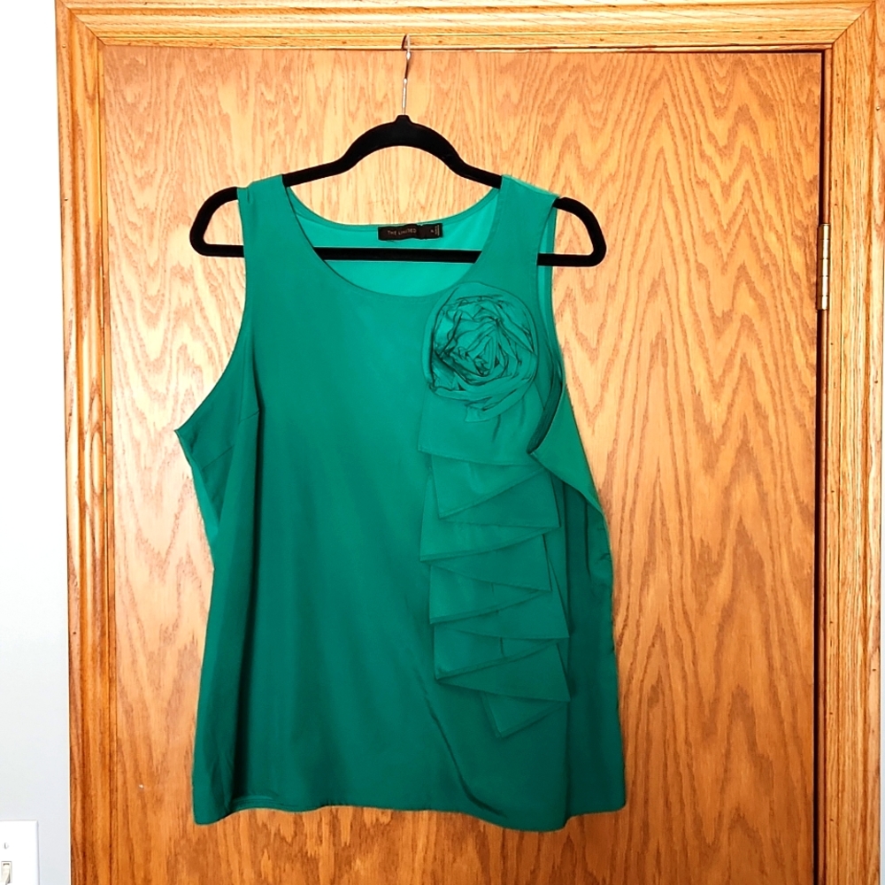 The Limited green camisole/tank size xl.